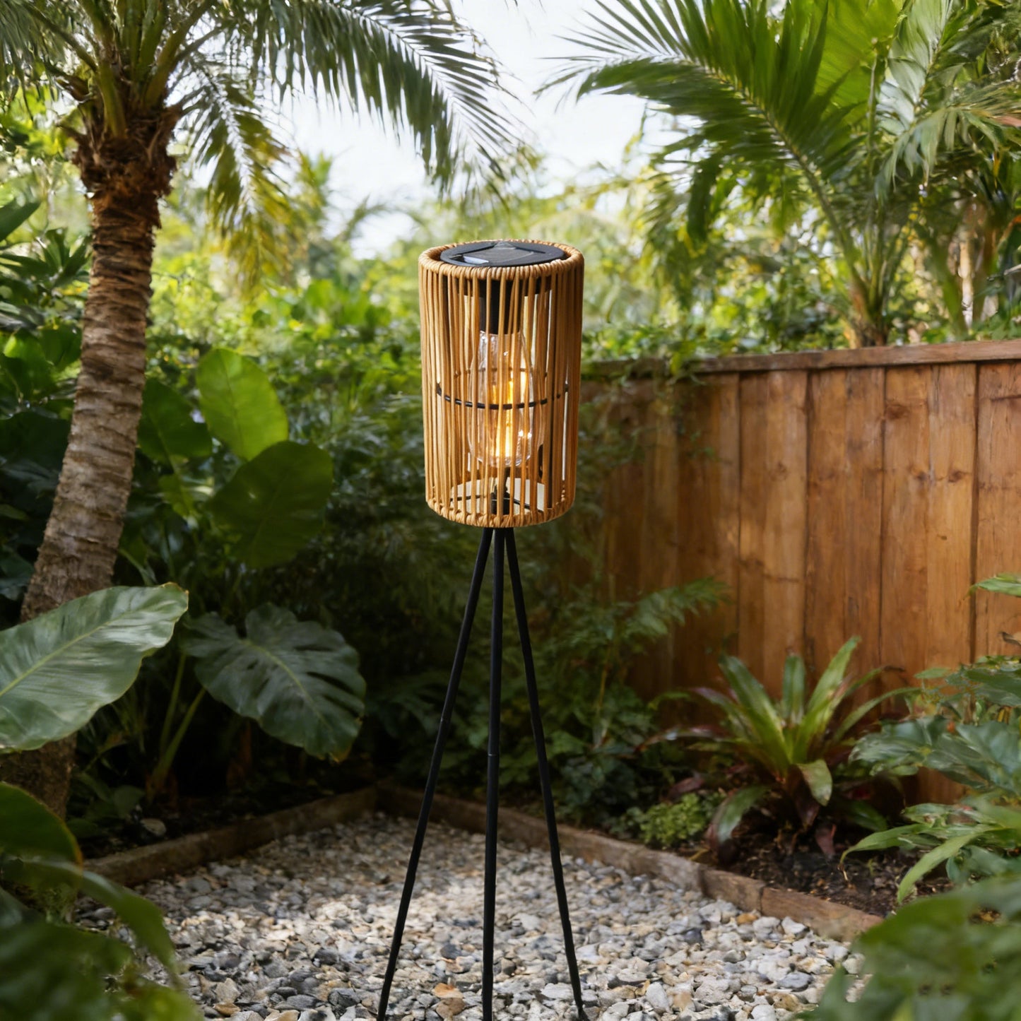 Handmade Rattan Sun Lantern – Decorative Garden Lamp for Outdoor Pathways, Courtyards and Cozy Holiday Ambience Without Electricity
