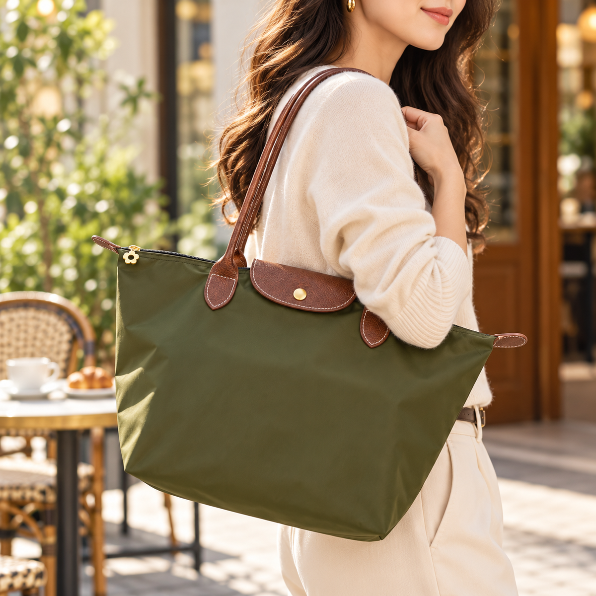 Luxurious Handles Tote Bag Versatile Everyday Elegant