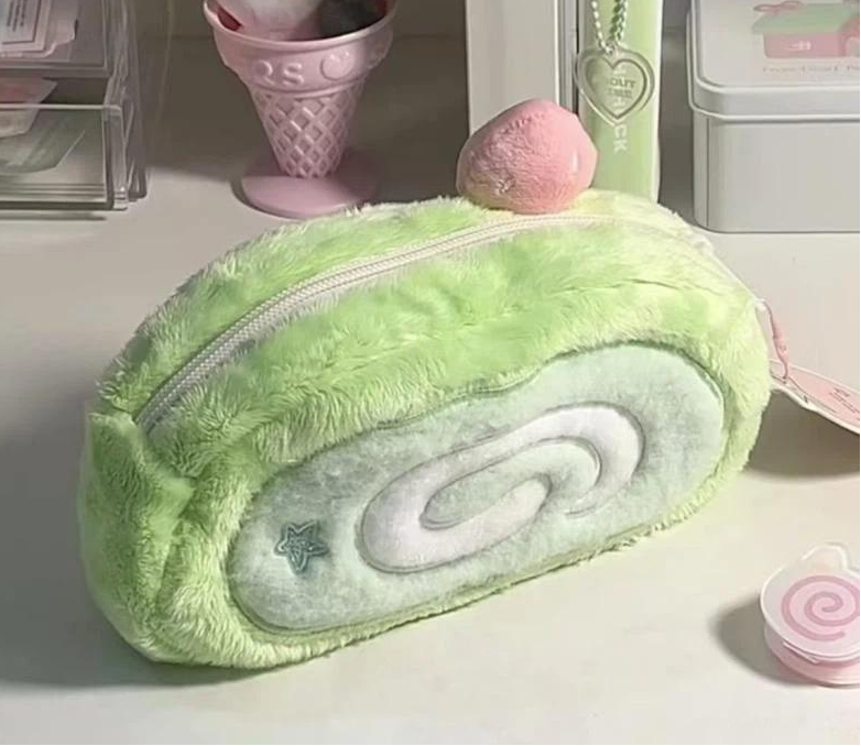 Cute Plush Pencil Case – Large Capacity Multifunction Stationery Storage Pouch for Students, School and Office Organization