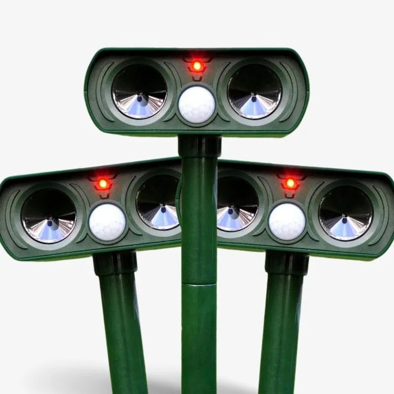 Squirrel Outdoor Solar Ultrasonic Repeller