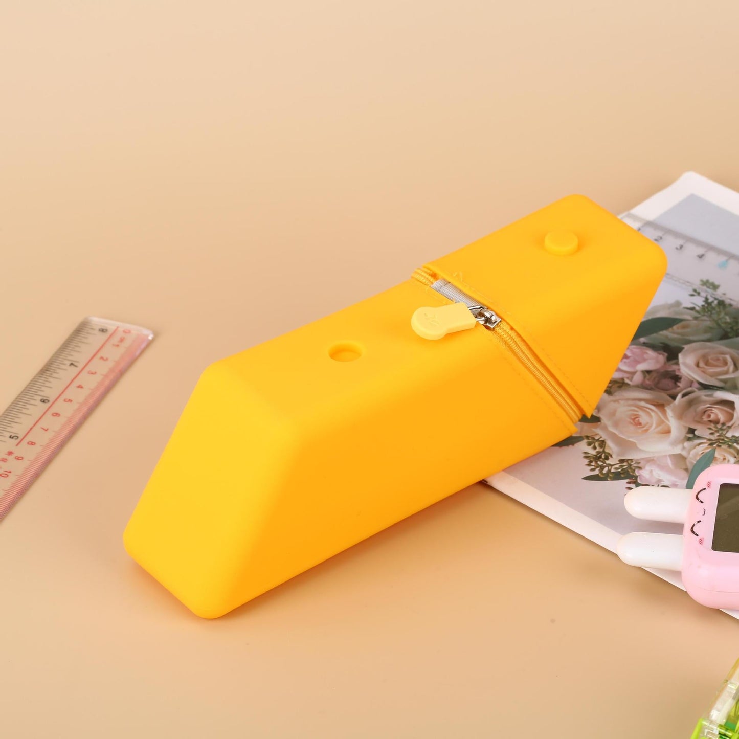 Large Silicone Pencil Case – Gradient Stationery Organizer with Spacious Storage for School, Office and Everyday Essentials