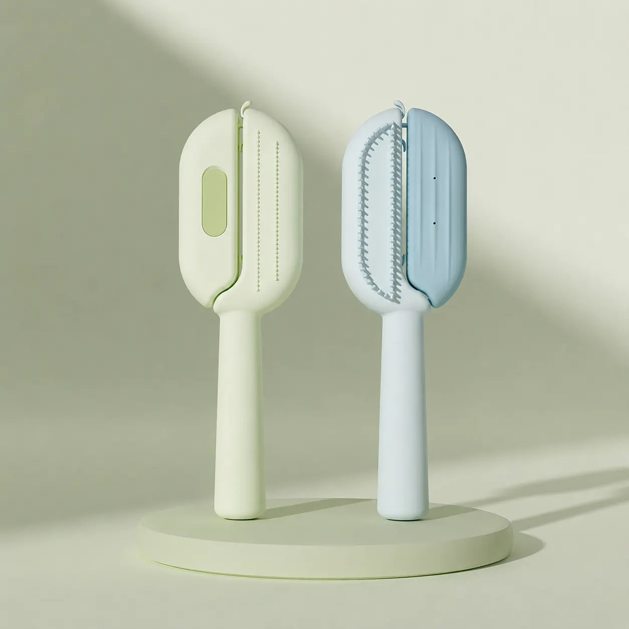 3-in-1 Self-Cleaning Grooming Brush | Pawlish