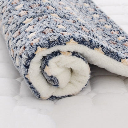 Dog Blanket Soft Plush Cozy Pet Throw Soft Blanket