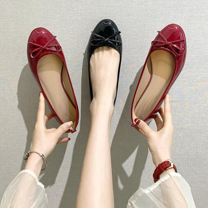 Women's Ballet Flats with Arch Support and Cushioned Insole, Slip-On Design