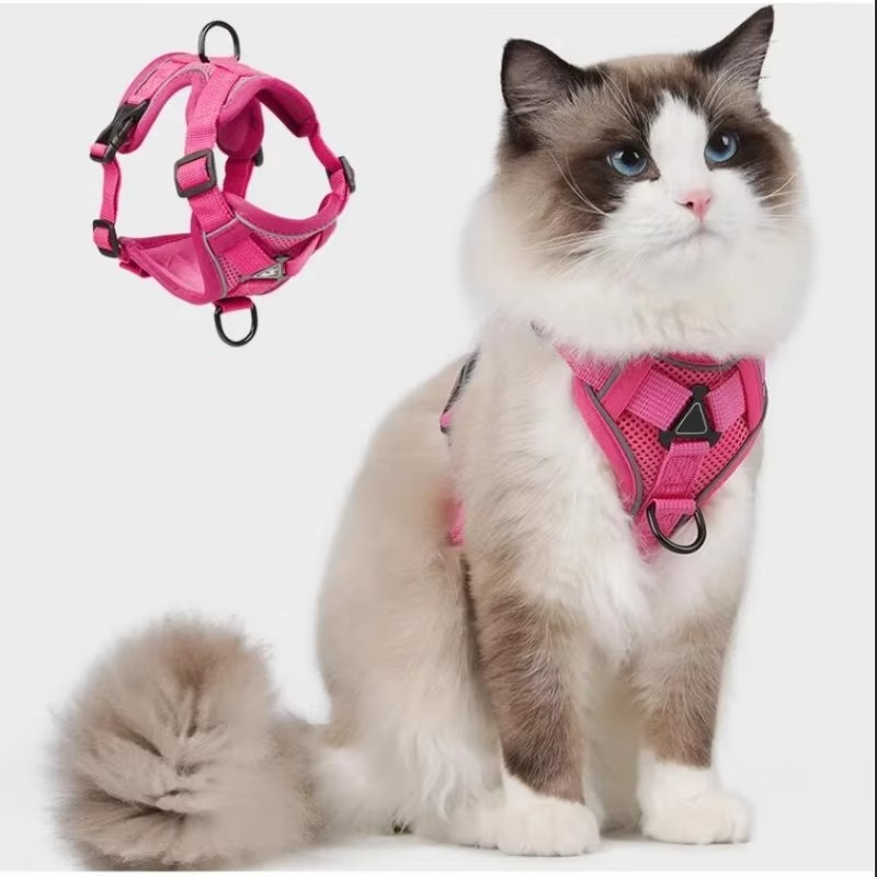Vest Style Cat Harness with Reflective Strips and 1.5m Leash
