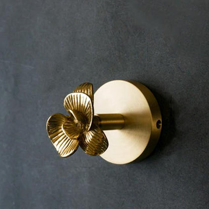 Golden Brass Wall Hooks – Handmade Animal Designs for Stylish Wall Decoration