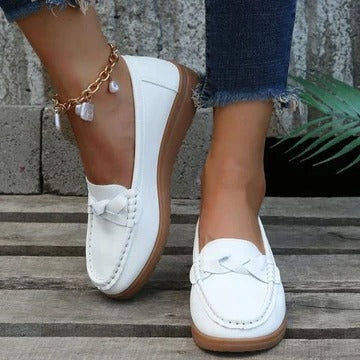 Women's Wide Toe Slip-On Loafers with Flexible Upper and Traction Outsole