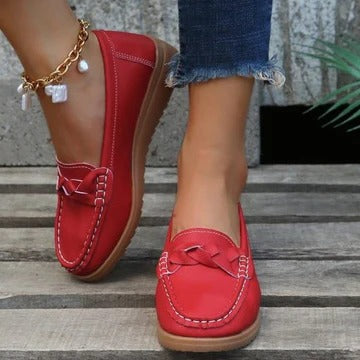 Women's Wide Toe Slip-On Loafers with Flexible Upper and Traction Outsole