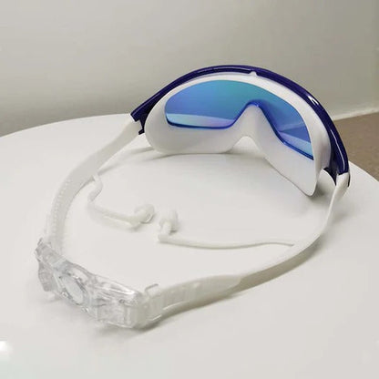 Wide-Angle Swimming Goggles with Anti-Fog Vision