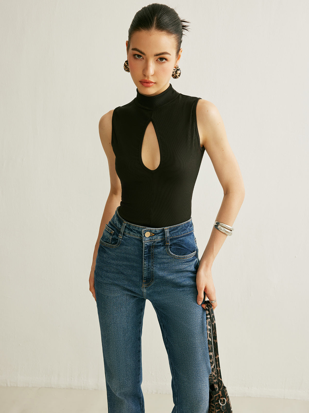 Ribbed Stand Collar Sleeveless Tank with Stretch Fabric
