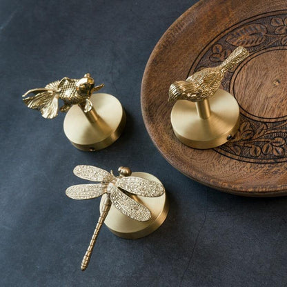 Golden Brass Wall Hooks – Handmade Animal Designs for Stylish Wall Decoration