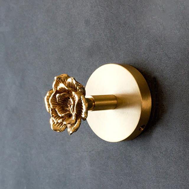 Golden Brass Wall Hooks – Handmade Animal Designs for Stylish Wall Decoration