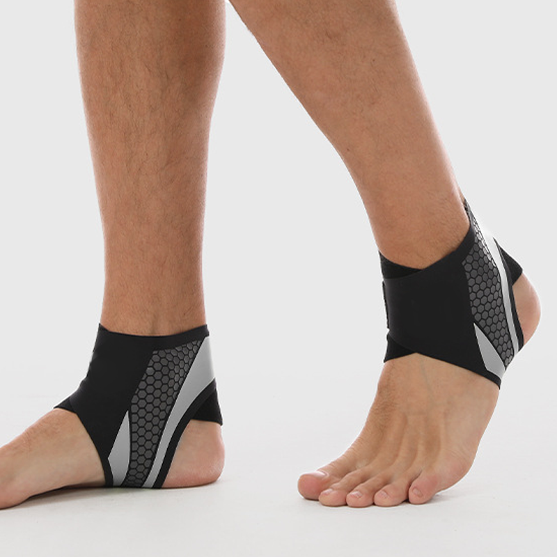 Lightweight Ankle Brace – Compression Support for Sprain Prevention, Breathable & Perfect for Football, Basketball & Gym Training
